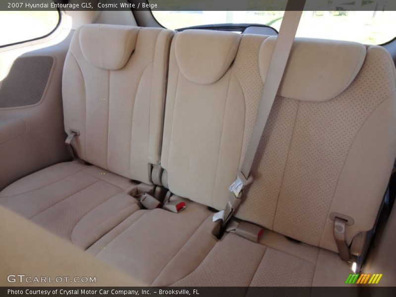 Cosmic White / Beige 2007 Hyundai Entourage GLS