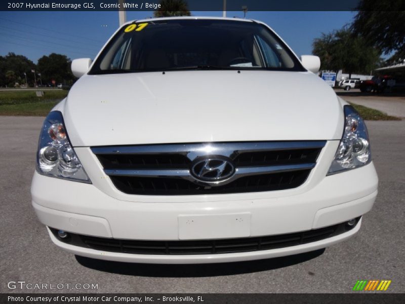 Cosmic White / Beige 2007 Hyundai Entourage GLS