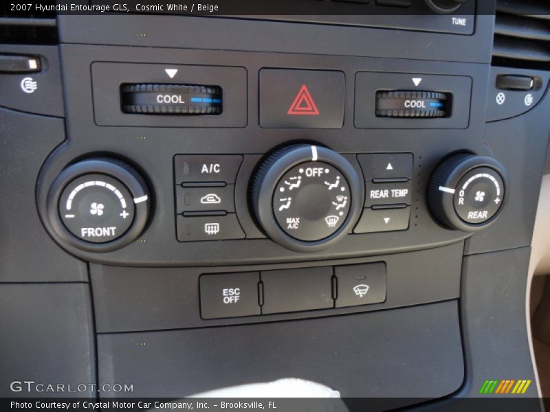 Cosmic White / Beige 2007 Hyundai Entourage GLS