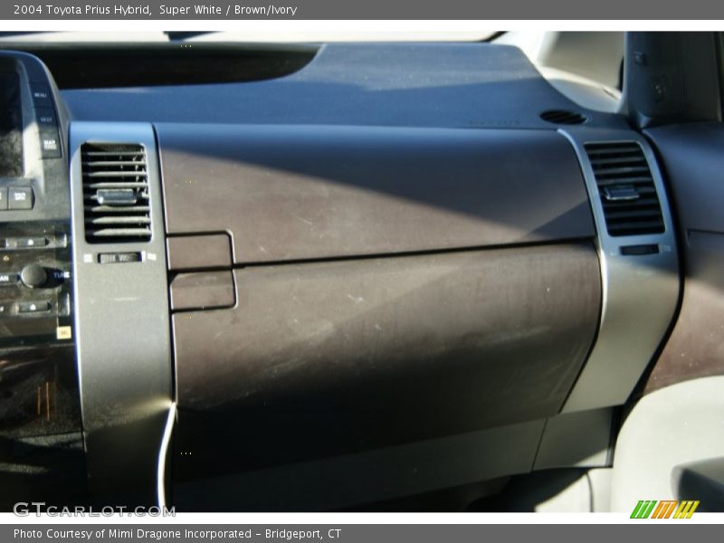Super White / Brown/Ivory 2004 Toyota Prius Hybrid