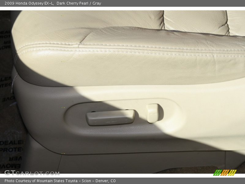 Dark Cherry Pearl / Gray 2009 Honda Odyssey EX-L