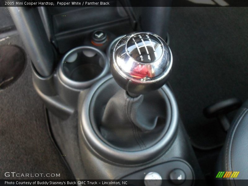 Pepper White / Panther Black 2005 Mini Cooper Hardtop