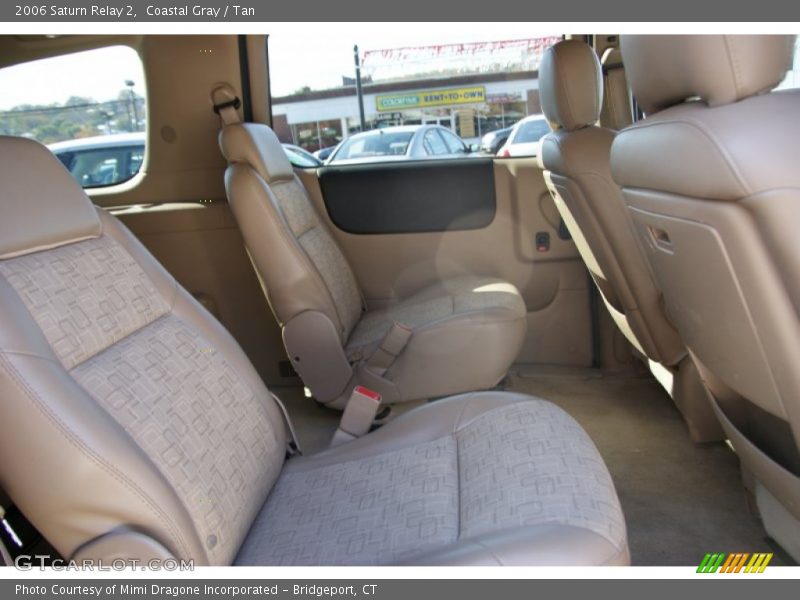 Coastal Gray / Tan 2006 Saturn Relay 2