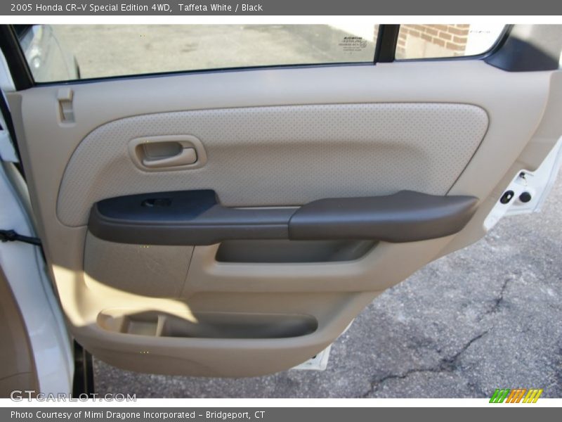 Taffeta White / Black 2005 Honda CR-V Special Edition 4WD