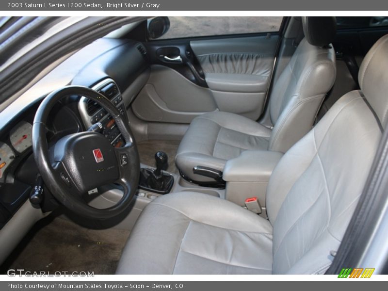 Bright Silver / Gray 2003 Saturn L Series L200 Sedan