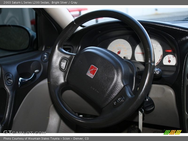 Bright Silver / Gray 2003 Saturn L Series L200 Sedan