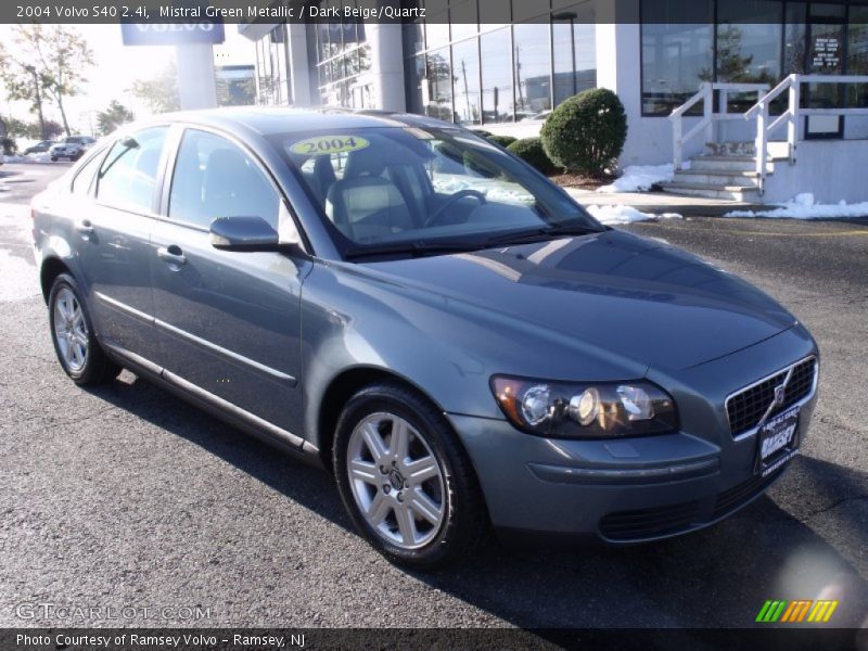 Mistral Green Metallic / Dark Beige/Quartz 2004 Volvo S40 2.4i