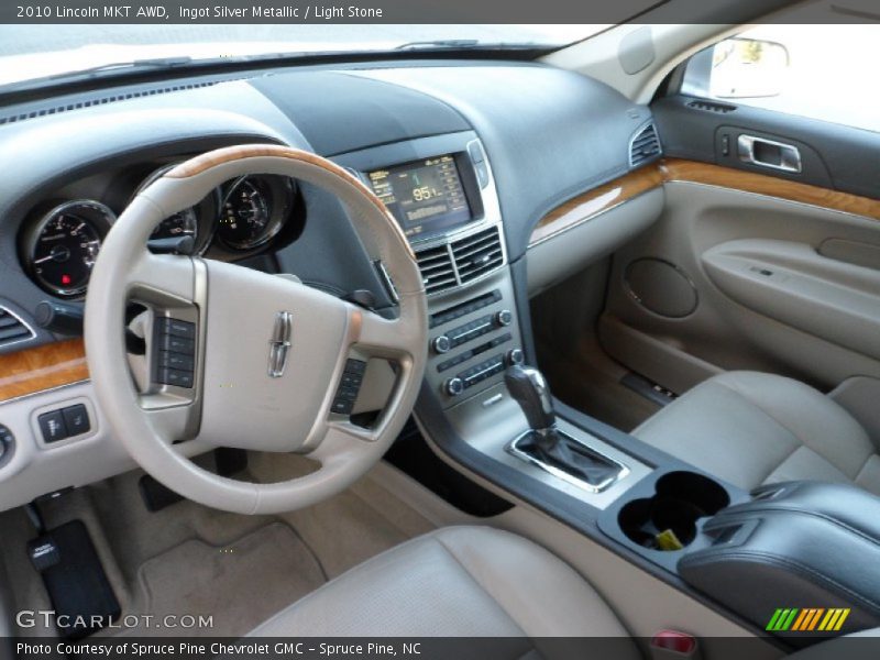  2010 MKT AWD Light Stone Interior