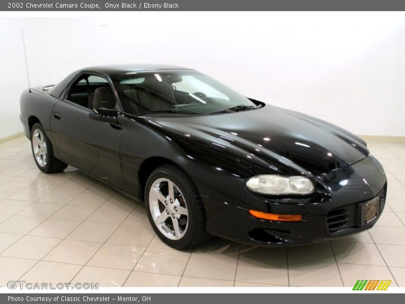 Front 3/4 View of 2002 Camaro Coupe