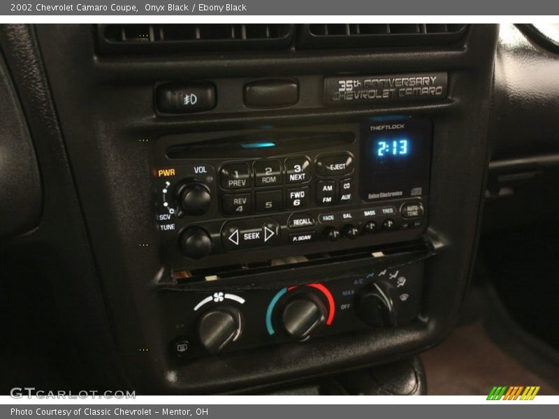 Controls of 2002 Camaro Coupe