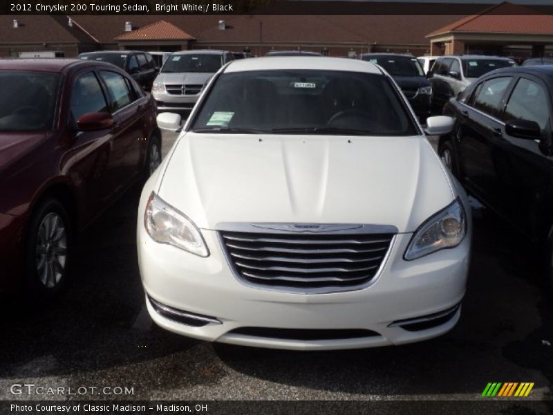 Bright White / Black 2012 Chrysler 200 Touring Sedan