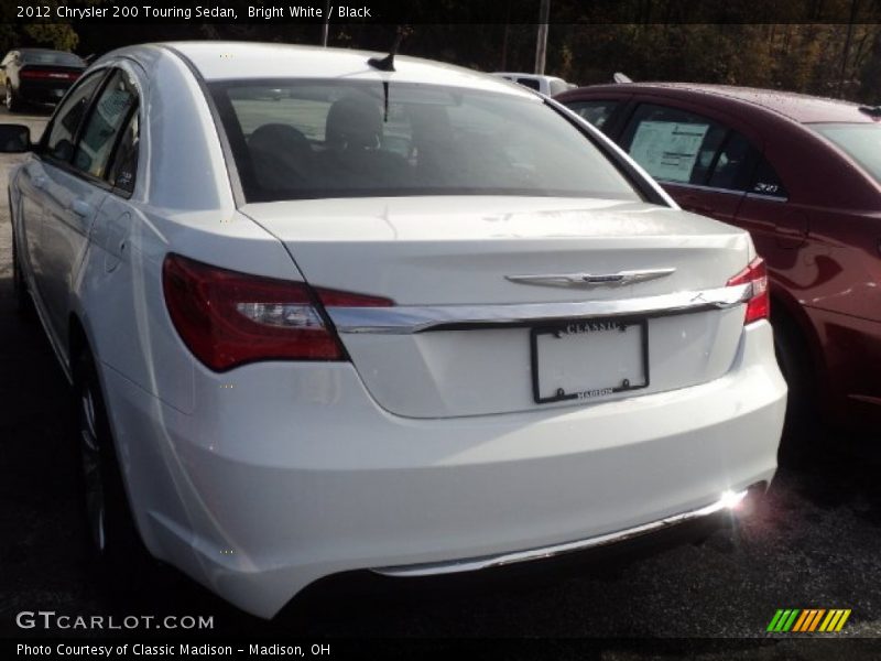 Bright White / Black 2012 Chrysler 200 Touring Sedan
