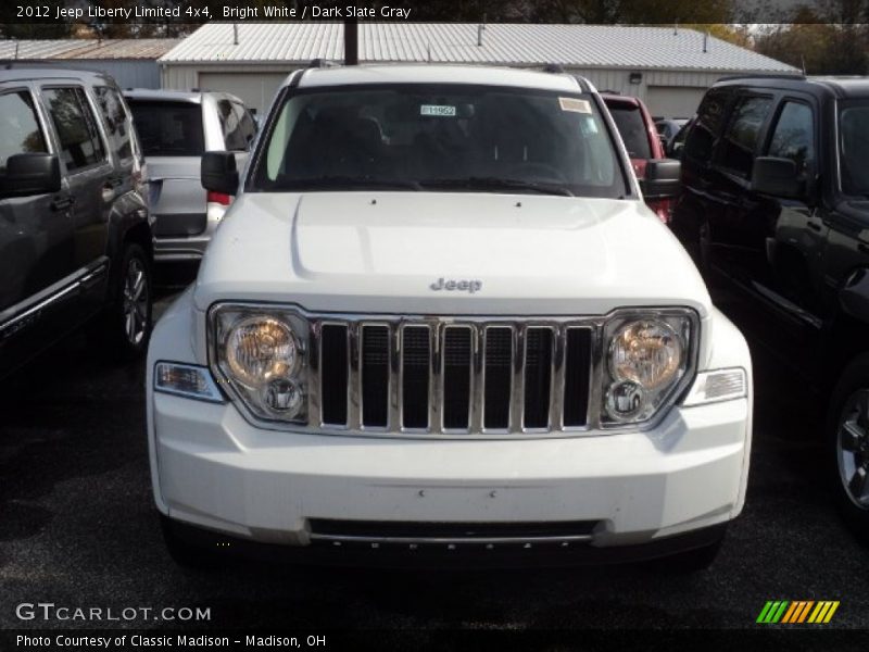 Bright White / Dark Slate Gray 2012 Jeep Liberty Limited 4x4