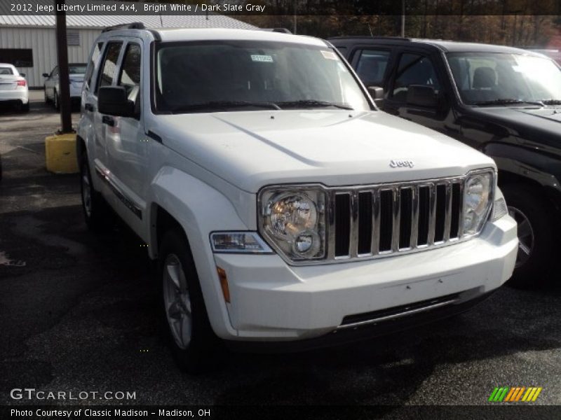 Bright White / Dark Slate Gray 2012 Jeep Liberty Limited 4x4