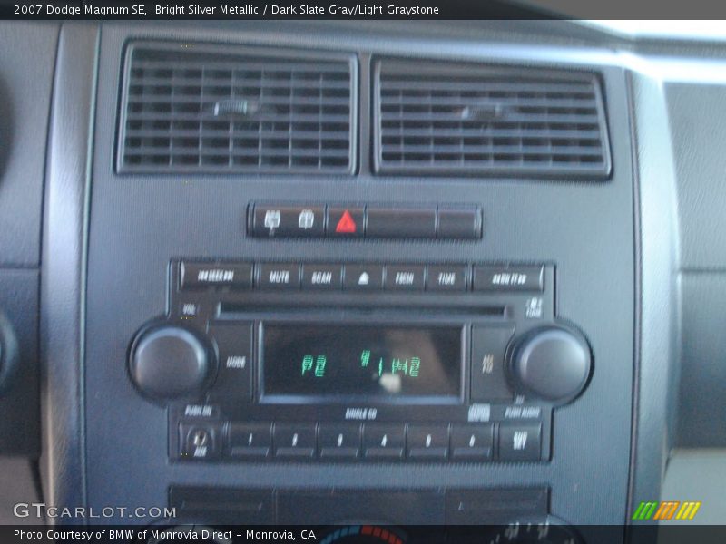 Bright Silver Metallic / Dark Slate Gray/Light Graystone 2007 Dodge Magnum SE