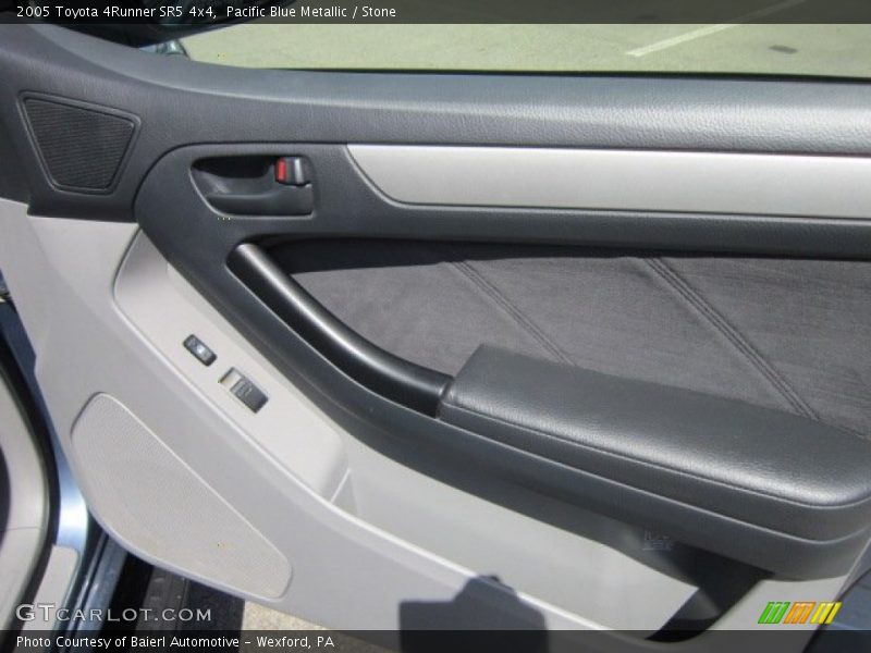 Pacific Blue Metallic / Stone 2005 Toyota 4Runner SR5 4x4