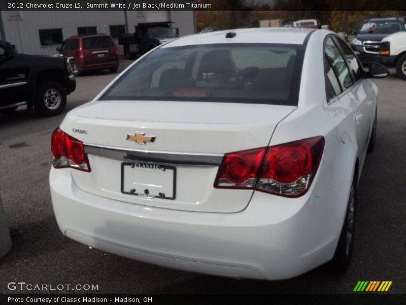 Summit White / Jet Black/Medium Titanium 2012 Chevrolet Cruze LS