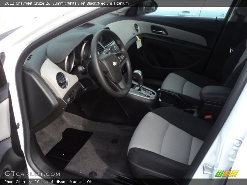 Summit White / Jet Black/Medium Titanium 2012 Chevrolet Cruze LS