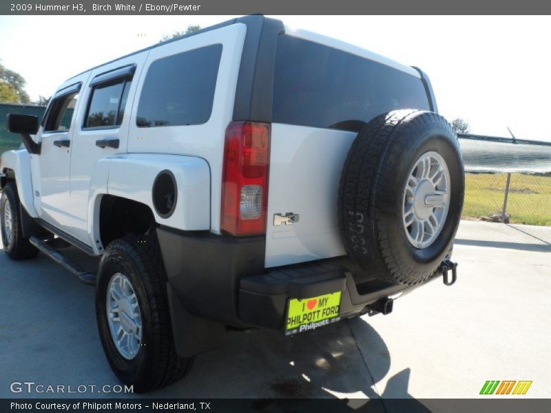 Birch White / Ebony/Pewter 2009 Hummer H3