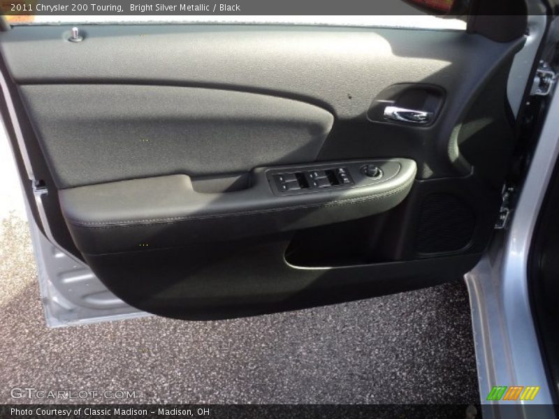 Bright Silver Metallic / Black 2011 Chrysler 200 Touring