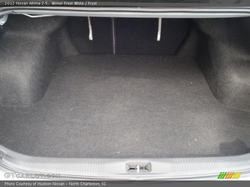 Winter Frost White / Frost 2012 Nissan Altima 2.5