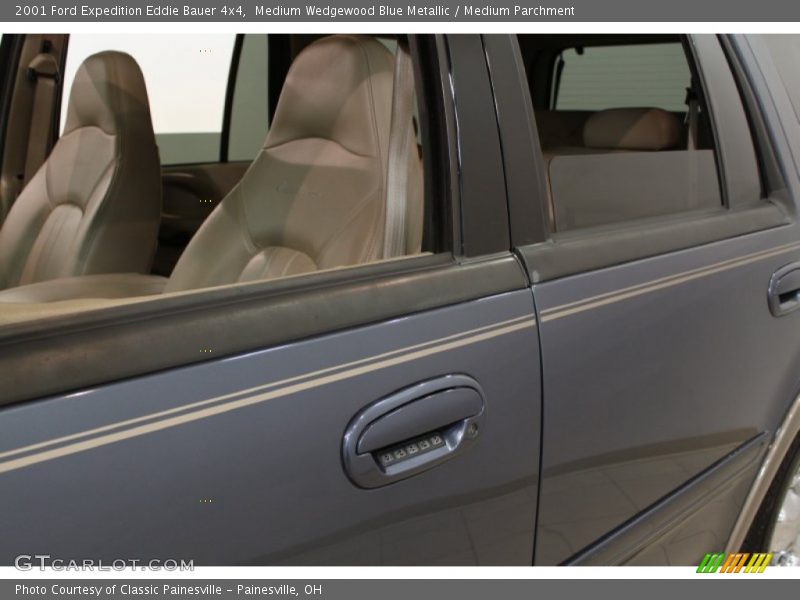 Medium Wedgewood Blue Metallic / Medium Parchment 2001 Ford Expedition Eddie Bauer 4x4