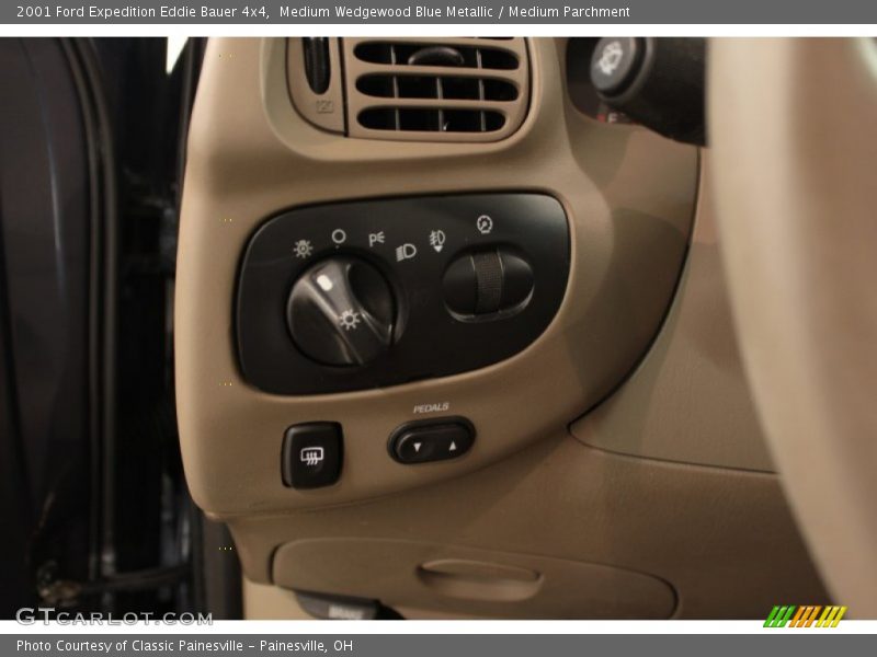 Medium Wedgewood Blue Metallic / Medium Parchment 2001 Ford Expedition Eddie Bauer 4x4