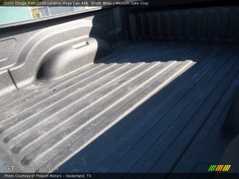 Bright White / Medium Slate Gray 2006 Dodge Ram 1500 Laramie Mega Cab 4x4