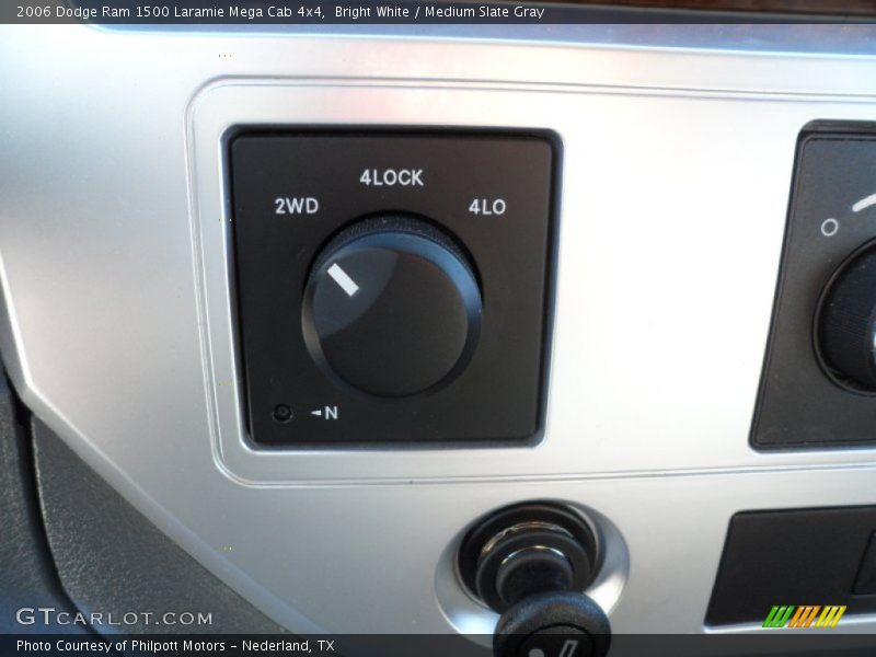 Bright White / Medium Slate Gray 2006 Dodge Ram 1500 Laramie Mega Cab 4x4