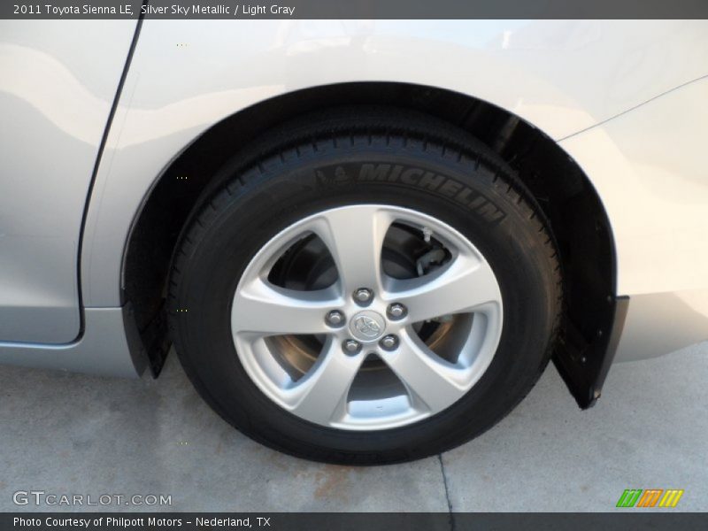 Silver Sky Metallic / Light Gray 2011 Toyota Sienna LE