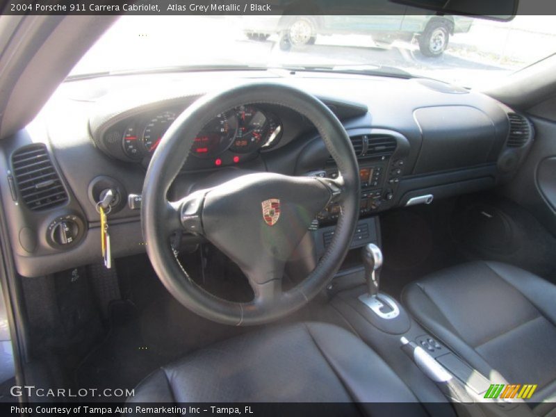 Dashboard of 2004 911 Carrera Cabriolet