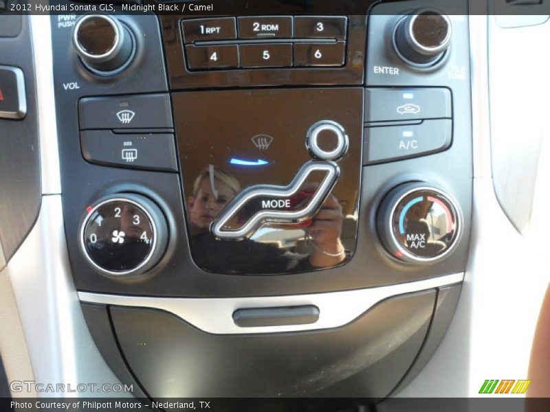 Midnight Black / Camel 2012 Hyundai Sonata GLS