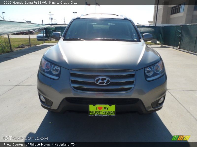 Mineral Gray / Gray 2012 Hyundai Santa Fe SE V6