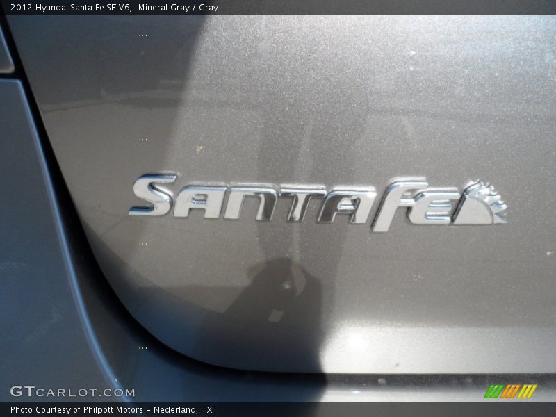Mineral Gray / Gray 2012 Hyundai Santa Fe SE V6