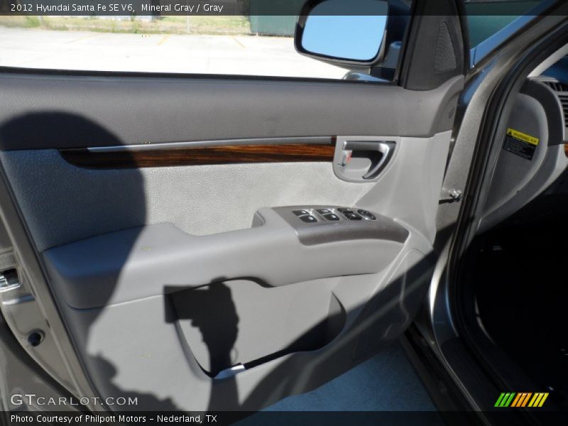Mineral Gray / Gray 2012 Hyundai Santa Fe SE V6