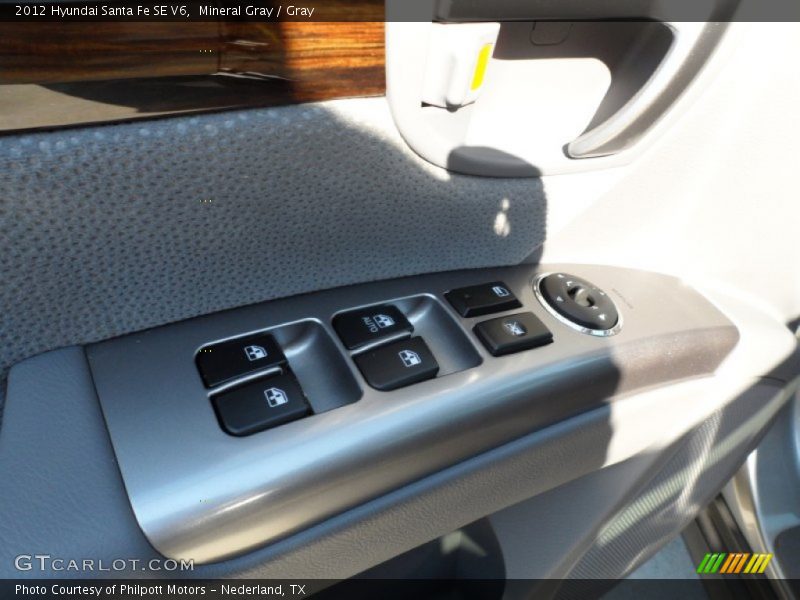 Mineral Gray / Gray 2012 Hyundai Santa Fe SE V6