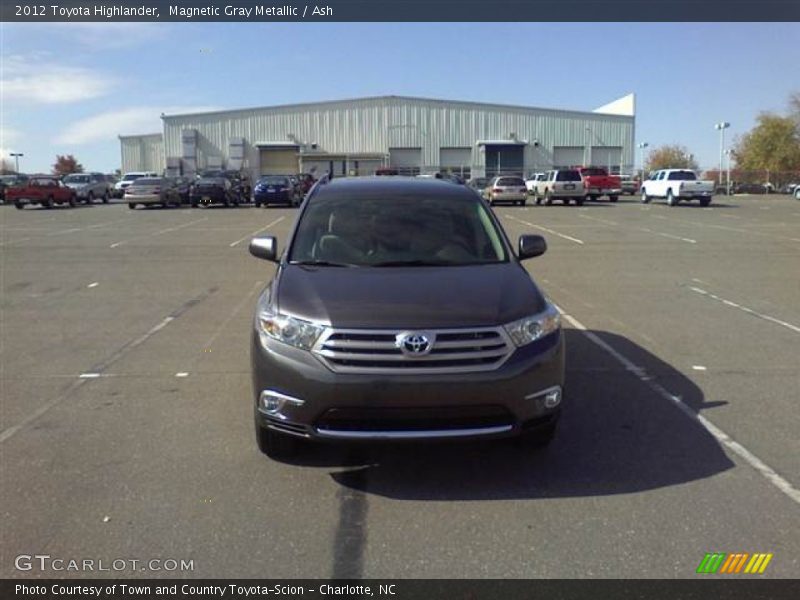 Magnetic Gray Metallic / Ash 2012 Toyota Highlander