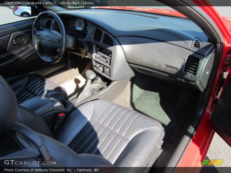 Victory Red / Ebony 2005 Chevrolet Monte Carlo LT