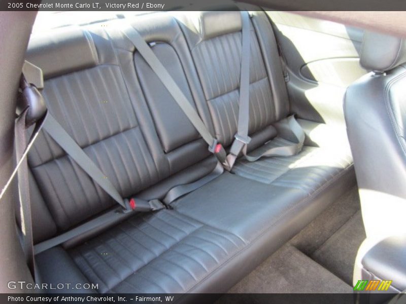 Victory Red / Ebony 2005 Chevrolet Monte Carlo LT