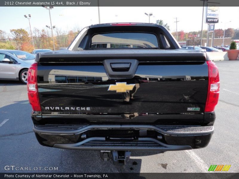 Black / Ebony 2012 Chevrolet Avalanche LS 4x4