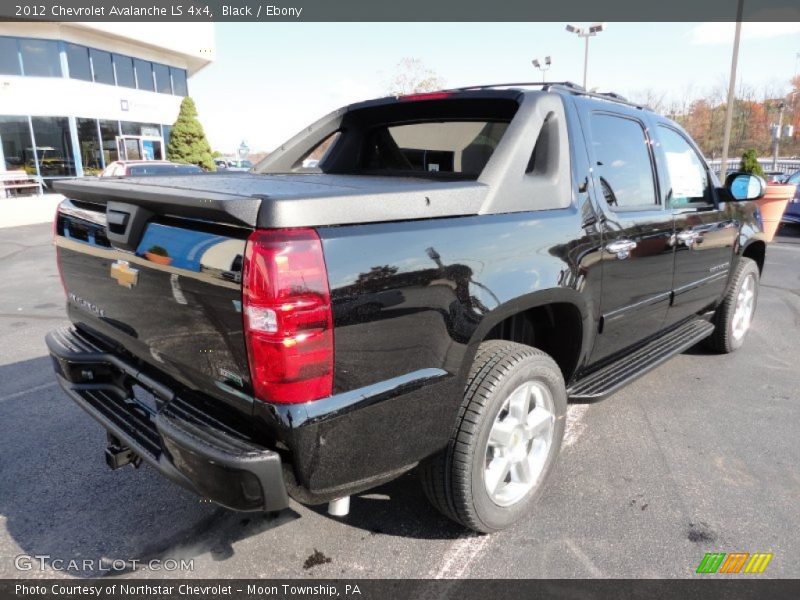 Black / Ebony 2012 Chevrolet Avalanche LS 4x4