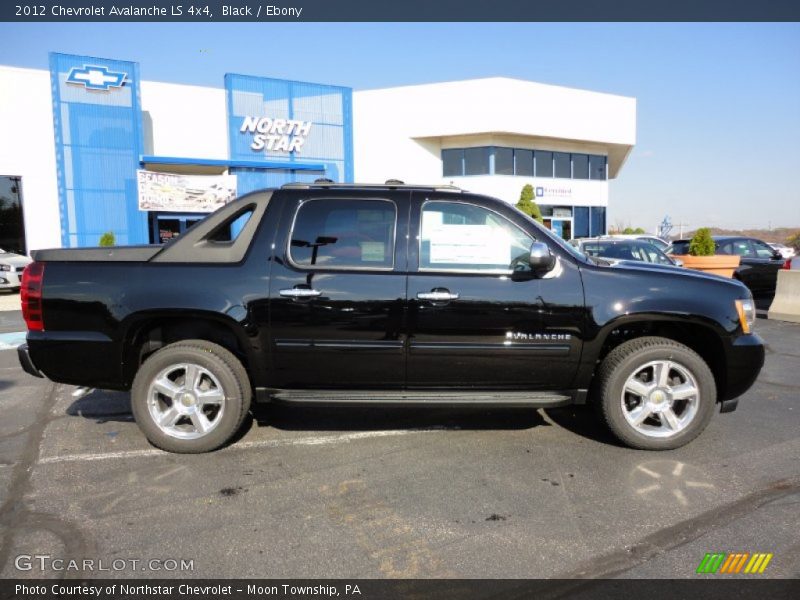 Black / Ebony 2012 Chevrolet Avalanche LS 4x4