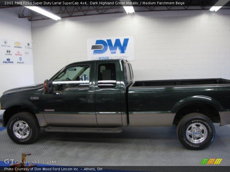 Dark Highland Green Metallic / Medium Parchment Beige 2003 Ford F250 Super Duty Lariat SuperCab 4x4