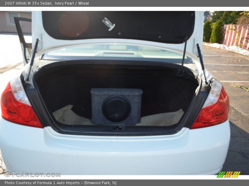 Ivory Pearl / Wheat 2007 Infiniti M 35x Sedan