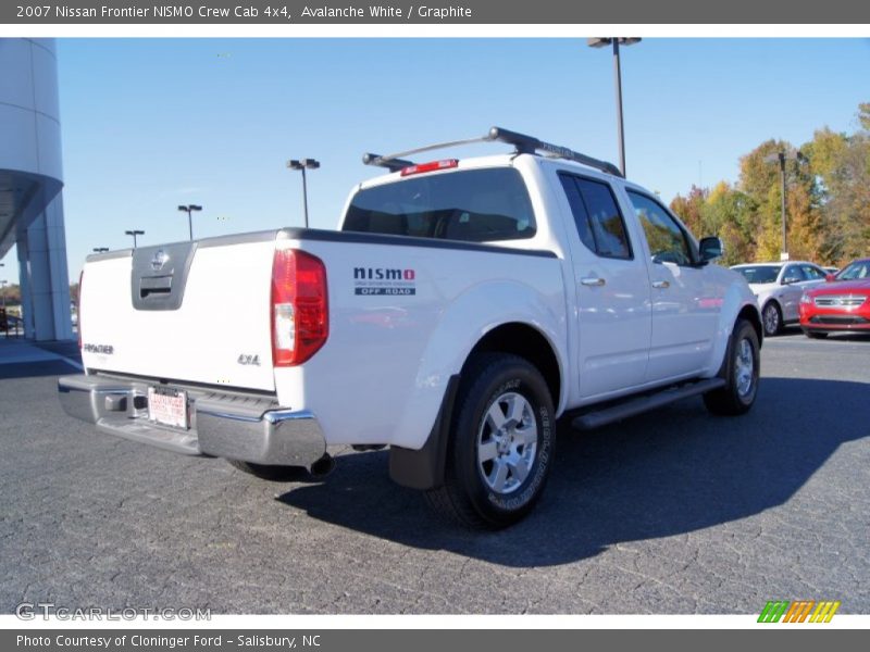 Avalanche White / Graphite 2007 Nissan Frontier NISMO Crew Cab 4x4