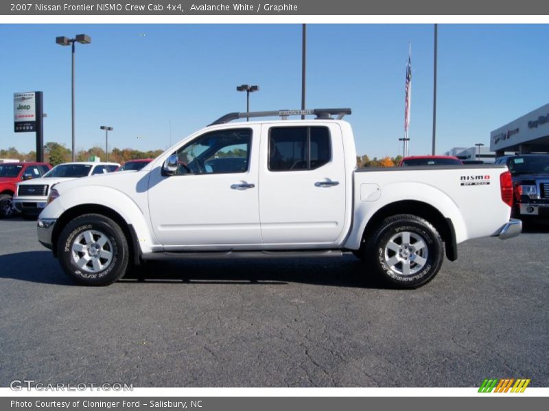 Avalanche White / Graphite 2007 Nissan Frontier NISMO Crew Cab 4x4