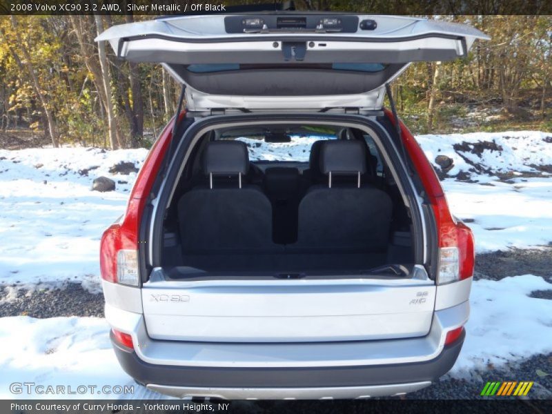 Silver Metallic / Off Black 2008 Volvo XC90 3.2 AWD