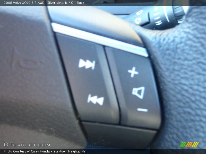 Silver Metallic / Off Black 2008 Volvo XC90 3.2 AWD