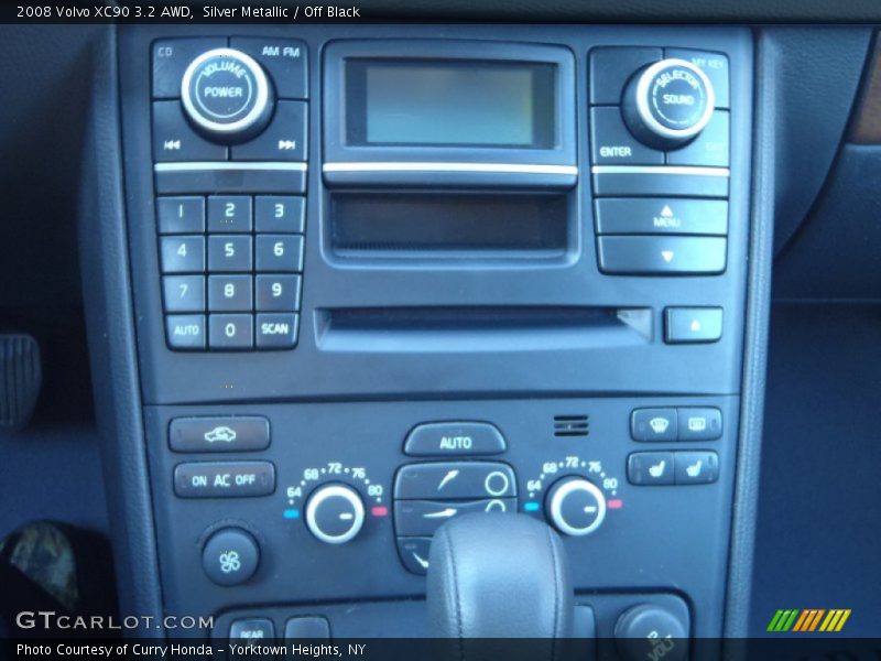 Silver Metallic / Off Black 2008 Volvo XC90 3.2 AWD