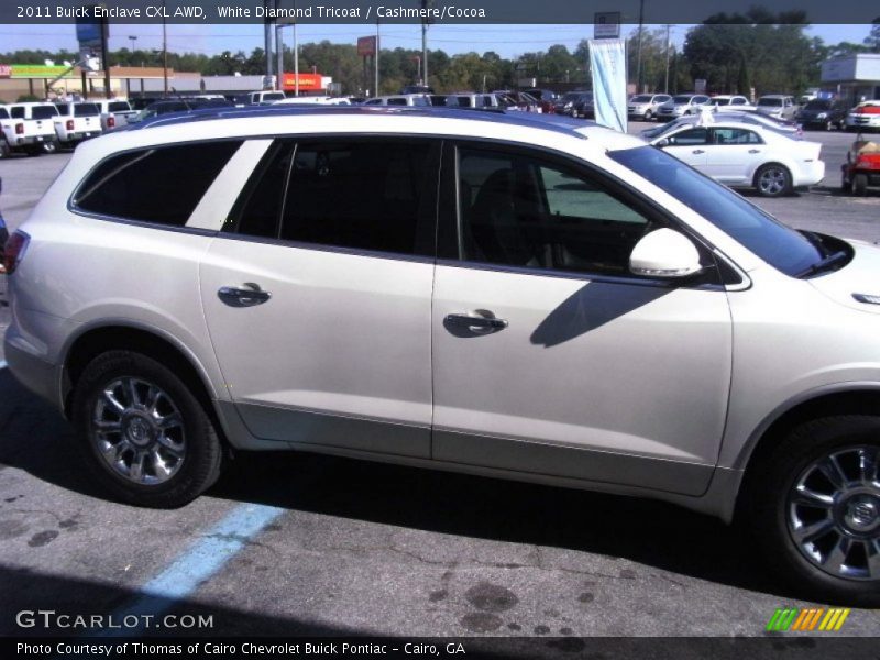 White Diamond Tricoat / Cashmere/Cocoa 2011 Buick Enclave CXL AWD